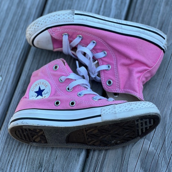 Converse Pink Canvas High-Tops Girls Sneakers - Picture 1 of 13